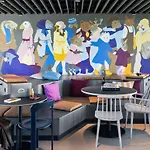 Отель Moxy