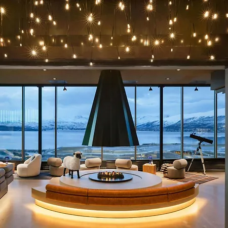 Hotel Moxy 4*