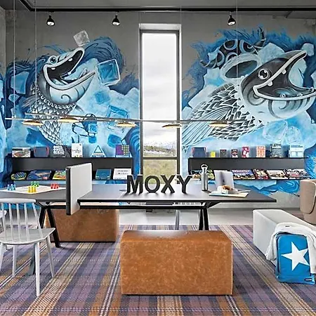 Moxy Otel 4*