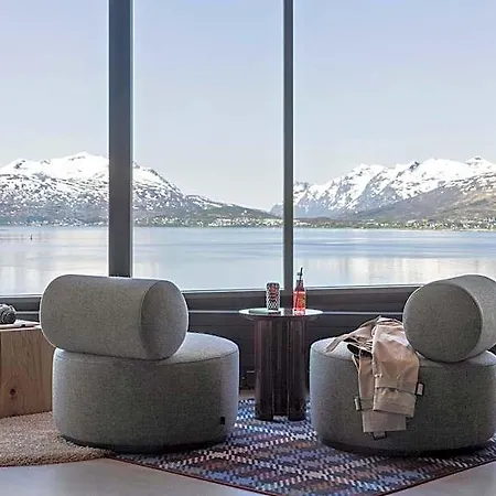 Moxy Otel Tromsø